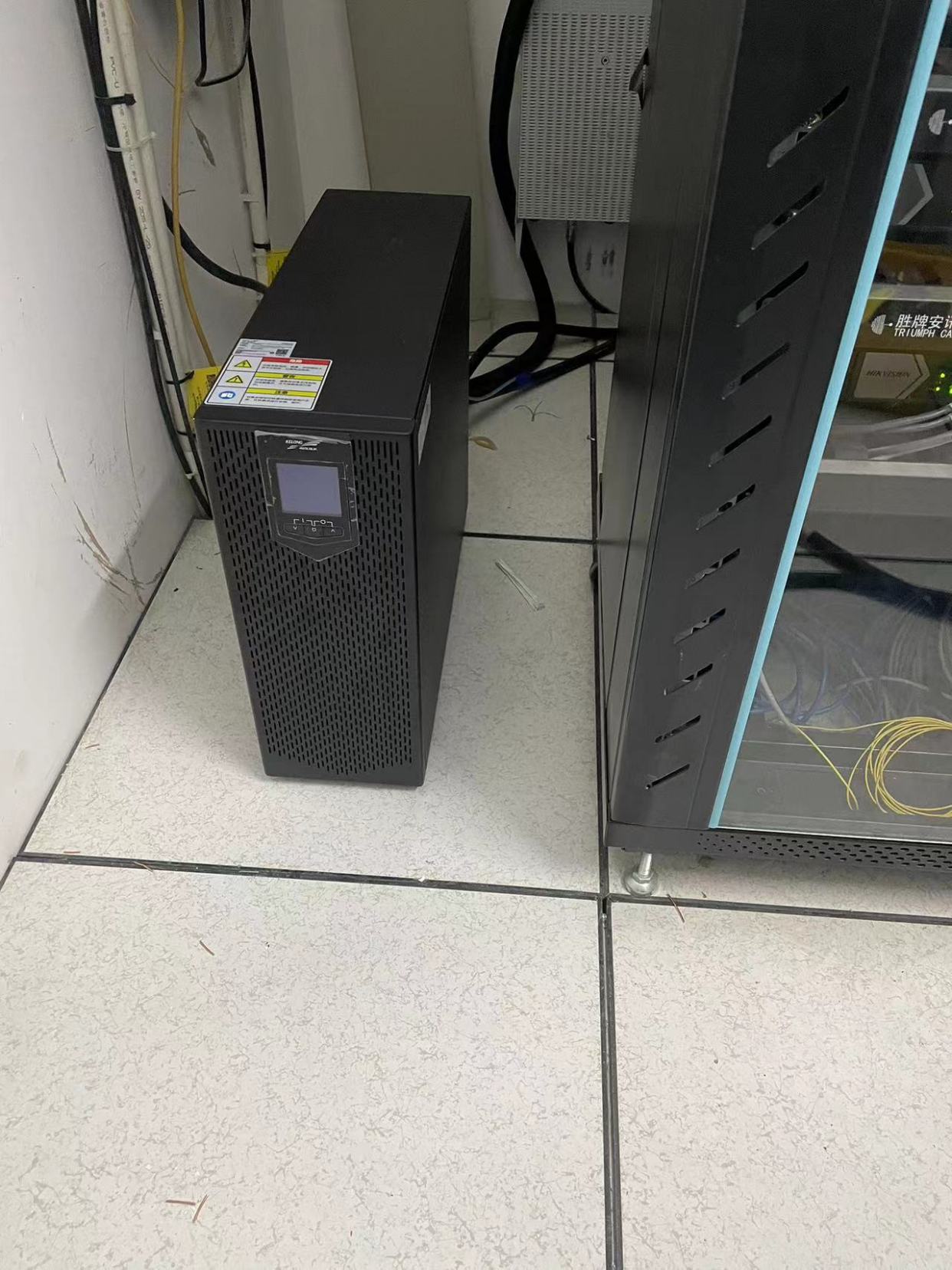 科華GFM-3000/2V/3000Ah鉛酸蓄電池 大容量、長續(xù)航工業(yè)能源解決方案